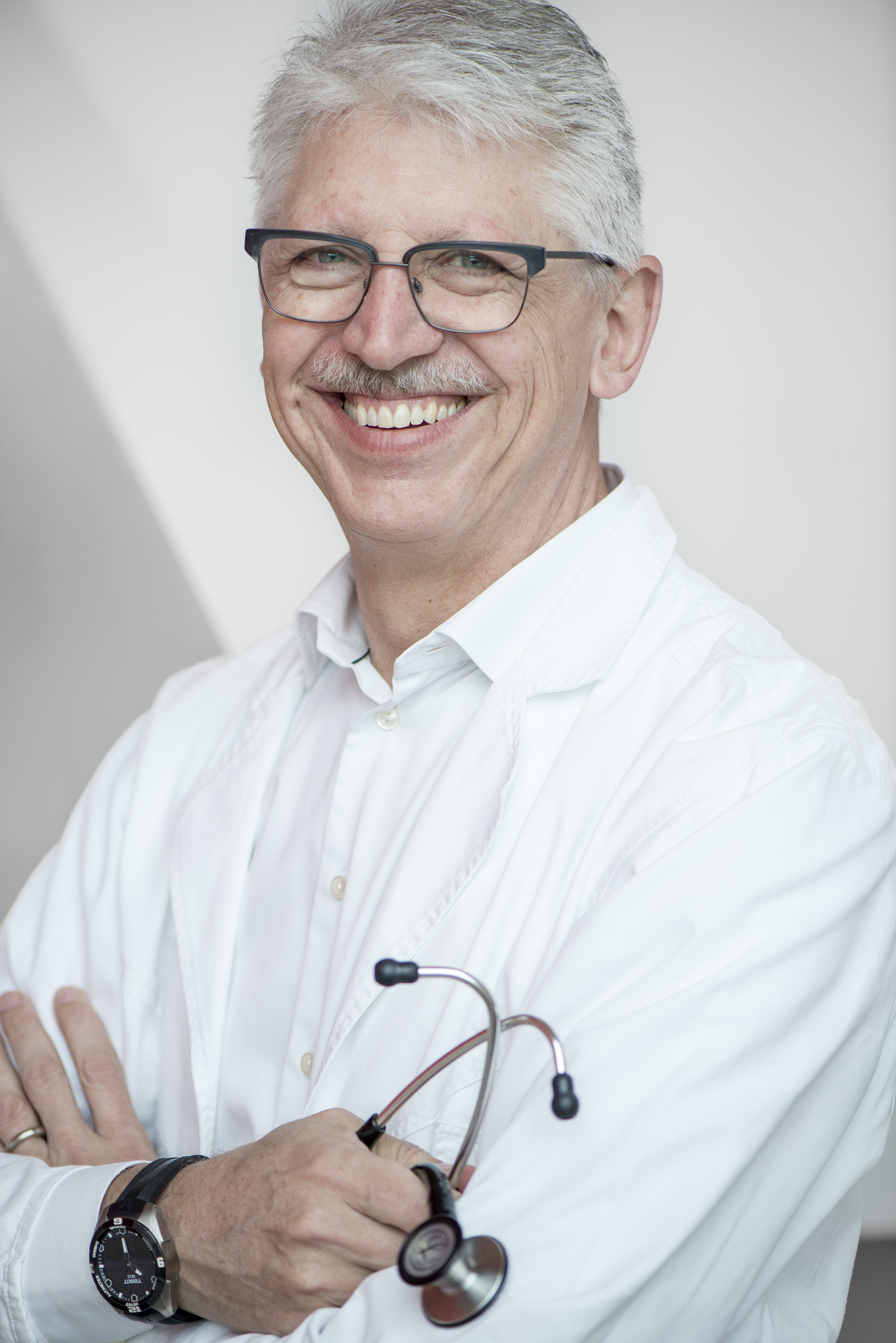 Dr Philippe Luchsinger (prĂ©sident de mfe MĂ©decins de famille et de lâenfance Suisse)